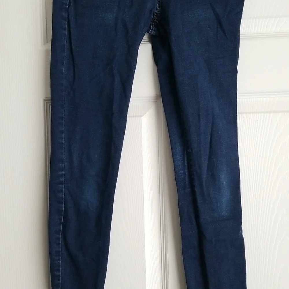 Old Navy Rockstar High Rise Super Skinny Jeans